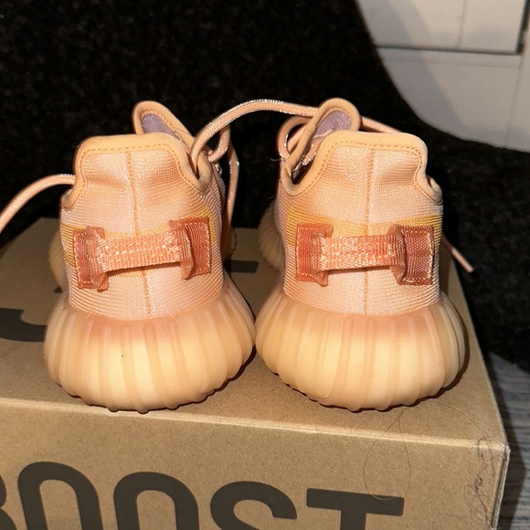 Yeezy 350 mono clay size 5 - Picture 2 of 8